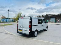 Used Vauxhall Vivaro 95 HP (69 kW) 2018 Silver