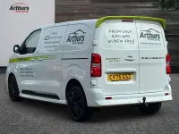 Used Peugeot Expert Sport 175 HP (128 kW) 2026 White Van