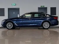 Used BMW 520 Sport Line 190 HP (139 kW) 2017 Blue Hatchback