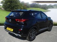 Usado MG ZS Exclusive 106 HP (77 kW) 2022 Preto SUV