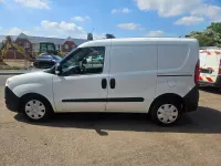 Używany Vauxhall Combo 2014 Biały Minivan