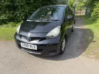 Begagnad Toyota Aygo 2009 Svart Halvkombi