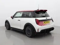 Usado Mini John Cooper Works Hatch 228 CV (167 kW) 2025 Blanco Utilitario