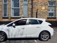 Used Vauxhall Astra SRi 2013 White Hatchback