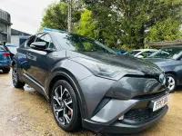 Used Toyota C-HR 122 HP (89 kW) 2017 White SUV