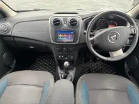 Used Dacia Sandero Lauréate 90 HP (66 kW) 2015 Blue Hatchback