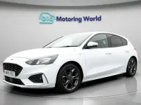 Used Ford Focus ST-Line 2019 White Hatchback