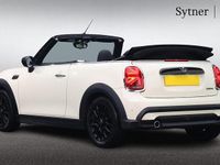 Used Mini Cooper Classic 134 HP (98 kW) 2022 White Hatchback