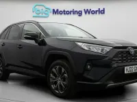 Usado Toyota RAV4 Design 218 HP (160 kW) 2025 SUV