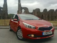 Used Kia Ceed 98 HP (72 kW) 2013 Red Hatchback
