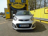 Second-hand Kia Picanto 85 CP (62 kW) 2013 Argintiu Hatchback