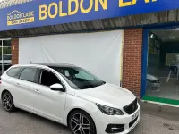 Used Peugeot 308 SW Allure 120 HP (88 kW) 2017 Estate