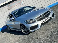 Usado Mercedes C220 AMG line 170 CV (125 kW) 2016 Plateado Coupe