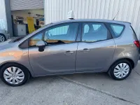 Used Vauxhall Meriva 130 HP (95 kW) 2011 Brown MPV