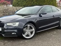 Begagnad Audi A5 S-Line 2012 Blå Sportkupé
