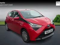 Used Toyota Aygo X-play 72 HP (52 kW) 2020 Red Hatchback