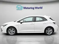 Second-hand Toyota Corolla 122 CP (89 kW) 2021 Alb Hatchback