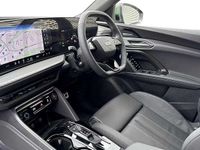 Used Audi Q5 Sportback Advanced 201 HP (147 kW) 2025 Green SUV