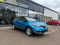 Used Renault Captur Dynamique 90 HP (66 kW) 2016 Blue SUV