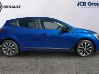 Used Renault Clio Evolution 90 HP (66 kW) 2023 Blue Hatchback