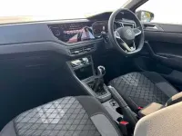 Usado VW Polo R-line 95 HP (69 kW) 2025 Preto Citadino