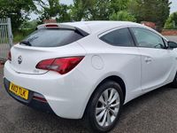 Second-hand Vauxhall Astra GTC SRi 140 CP (102 kW) 2013 Alb Hatchback