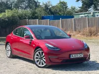 Used Tesla Model 3 Long Range AWD 366 kW (498 HP) 2019 Red Sedan