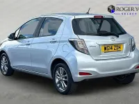 Used Toyota Yaris 99 HP (72 kW) 2014 Silver Hatchback