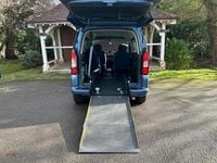 Usado Citroën Berlingo Feel 2019 Azul Monovolume