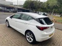 Used Vauxhall Astra SRi 2015 White Hatchback