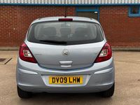 Used Vauxhall Corsa Design Edition 89 HP (65 kW) 2009 Blue Hatchback