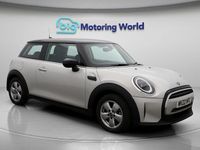 Begagnad Mini Cooper Classic 136 HK (100 kW) 2022 Silver Halvkombi