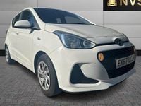 Used Hyundai i10 SE 66 HP (48 kW) 2017 White Hatchback