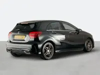 Begagnad Mercedes A200 AMG line 2016 Svart Halvkombi