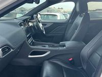 Used Jaguar F-Pace R-Sport 180 HP (132 kW) 2019 White SUV