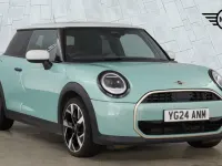 Used Mini Cooper Hatch 154 HP (113 kW) 2024 Green Hatchback