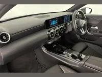 Używany Mercedes A200 150 KM (110 kW) 2021 Szary Hatchback
