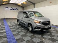 Second-hand Vauxhall Combo 100 CP (73 kW) 2021 Gri Monovolum