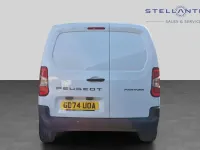 Begagnad Peugeot Partner S 101 HK (74 kW) 2025 Vit Minibuss