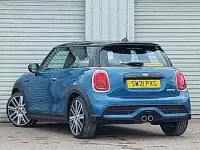 Usado Mini Cooper S Exclusive 178 CV (130 kW) 2021 Azul Utilitario