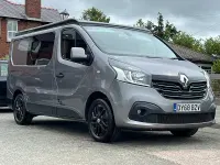 Used Renault Trafic 2018 Grey MPV