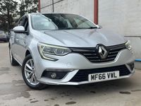 Used Renault Mégane IV Dynamique 130 HP (95 kW) 2016 Silver Hatchback