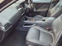 Used Jaguar F-Pace Portfolio 180 HP (132 kW) 2017 Black SUV