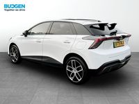 New MG MG4 EV Trophy 77 kW (105 HP) 2026 White Hatchback