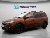 Used Dacia Jogger Extreme 140 HP (102 kW) 2024 Brown MPV