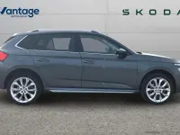 Usado Skoda Kamiq SE L 115 HP (84 kW) 2020 Cinzento SUV