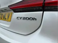 Used Lexus CT200h 134 HP (98 kW) 2020 White Hatchback