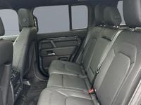 Used Land Rover Defender SE Dynamic 249 HP (183 kW) 2025 Estate