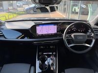Second-hand Audi A5 Sport 204 CP (150 kW) 2025 Berlinǎ