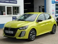 Uusi Peugeot 208 Style 100 HP (73 kW) 2026 Keltainen Viistoperä